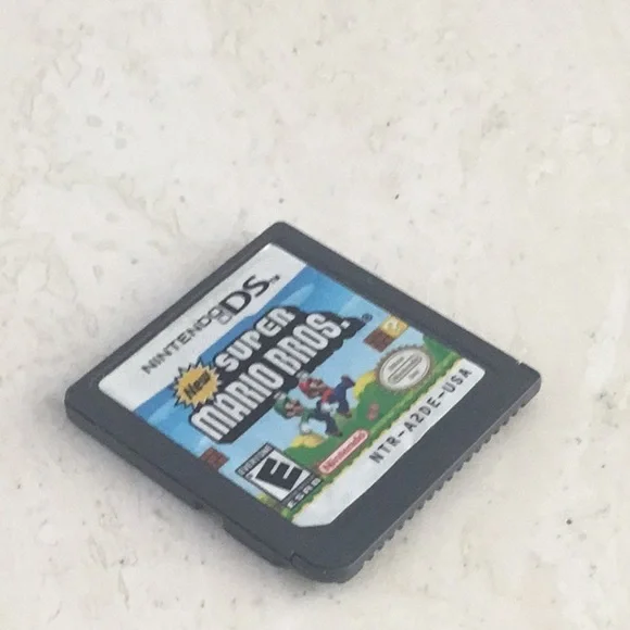 New Super Mario Bros Nintendo DS Game Complete In Box CIB - Picture 10 of 15